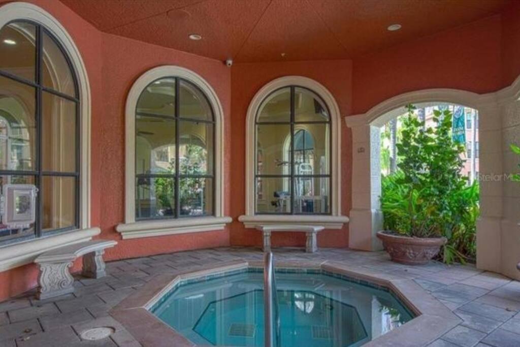 Luxury 5 Star Italian Resort Condo 2 Bd 2 Bath Clearwater Exterior photo